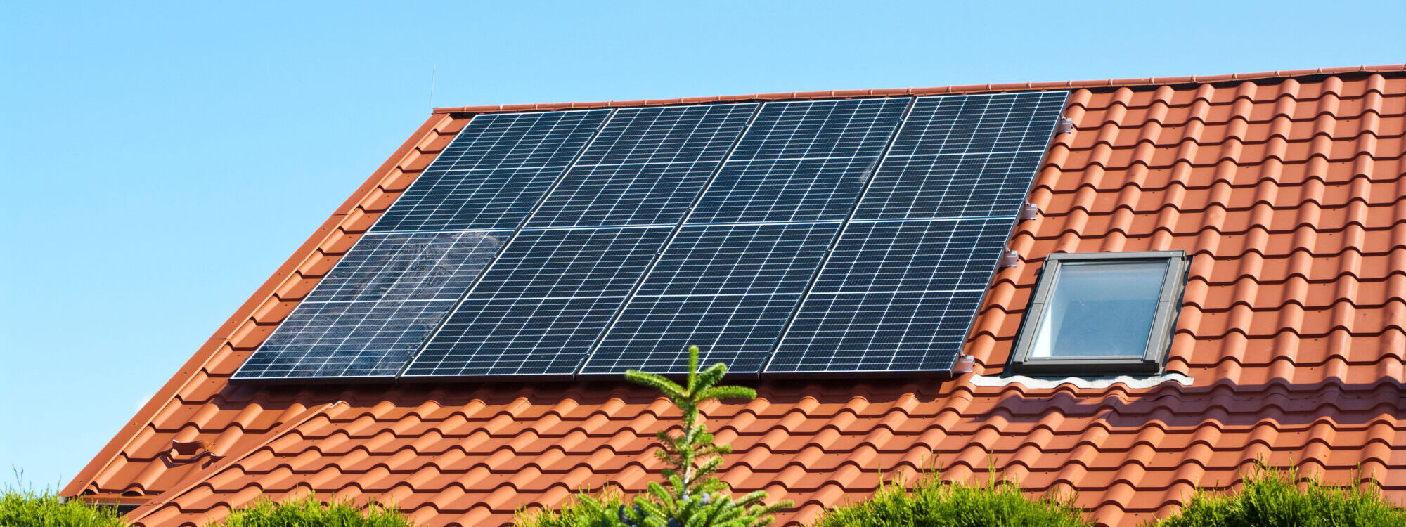 Nettoyage et entretien des panneaux solaires pour les particuliers vers Strasbourg et Colmar Bischheim